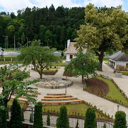 Villa Turris Muszyna Esterno foto