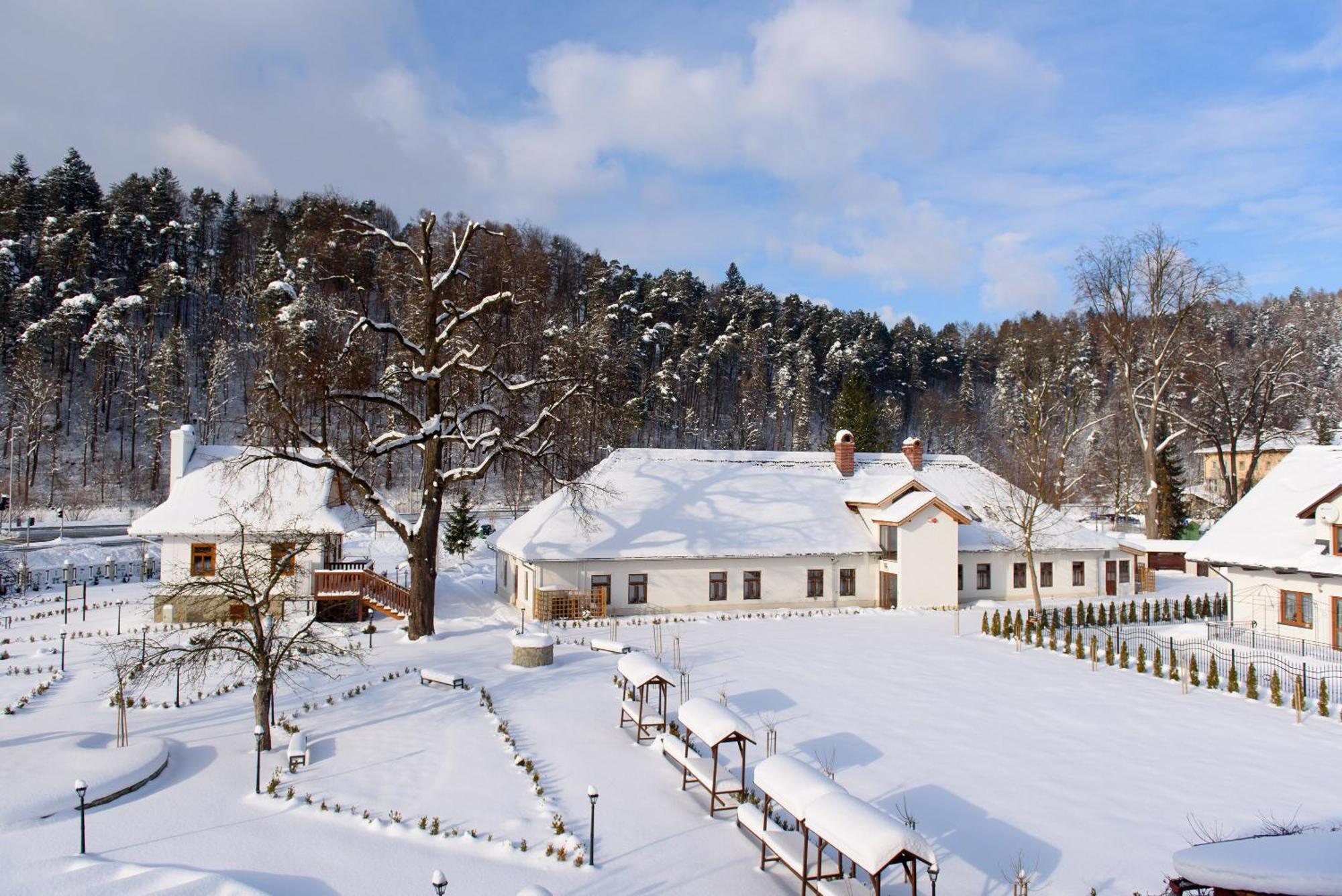 Villa Turris Muszyna Esterno foto